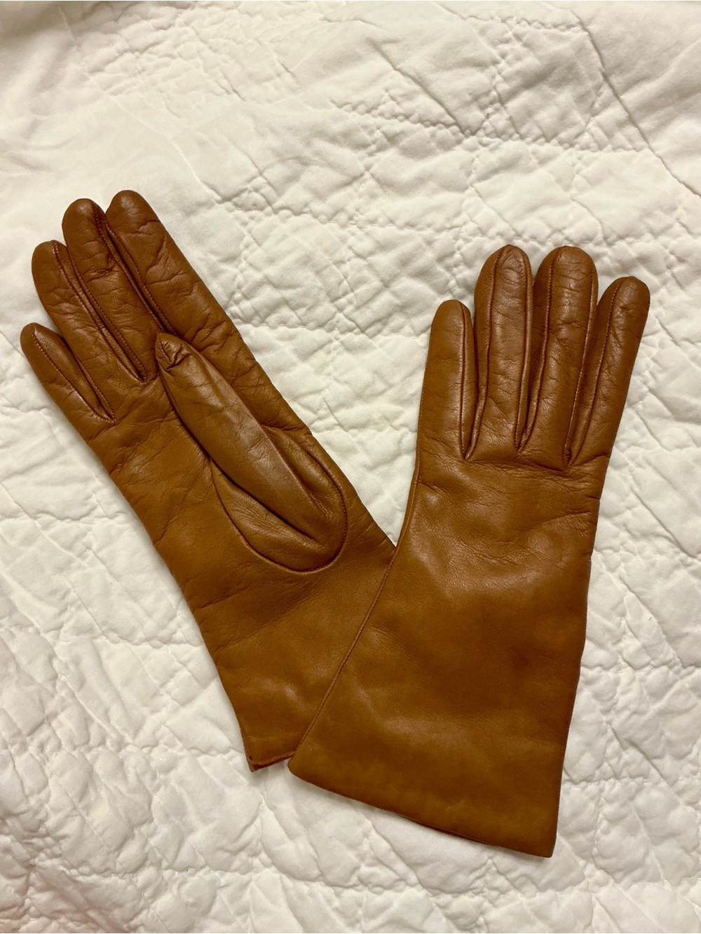 Neiman Marcus brown leather gloves
